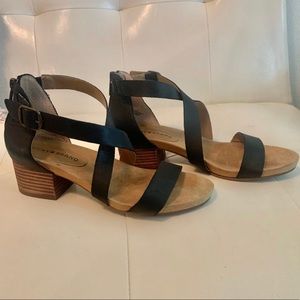 Lucky Brand Pydrina Strappy Sandals size 7.5